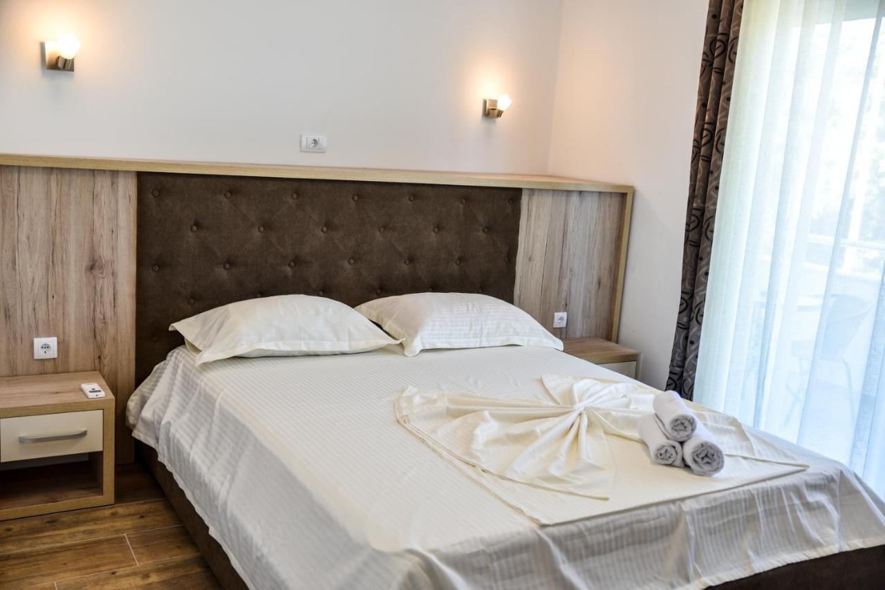 Hotel Casa Sinani Ulcinj Exterior foto